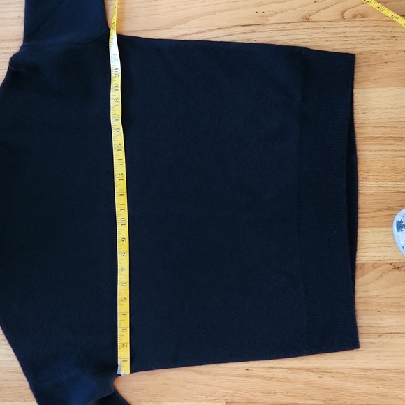 Vince Funnel Neck Cashmere Sweater Size Small - Picture 11 of 11